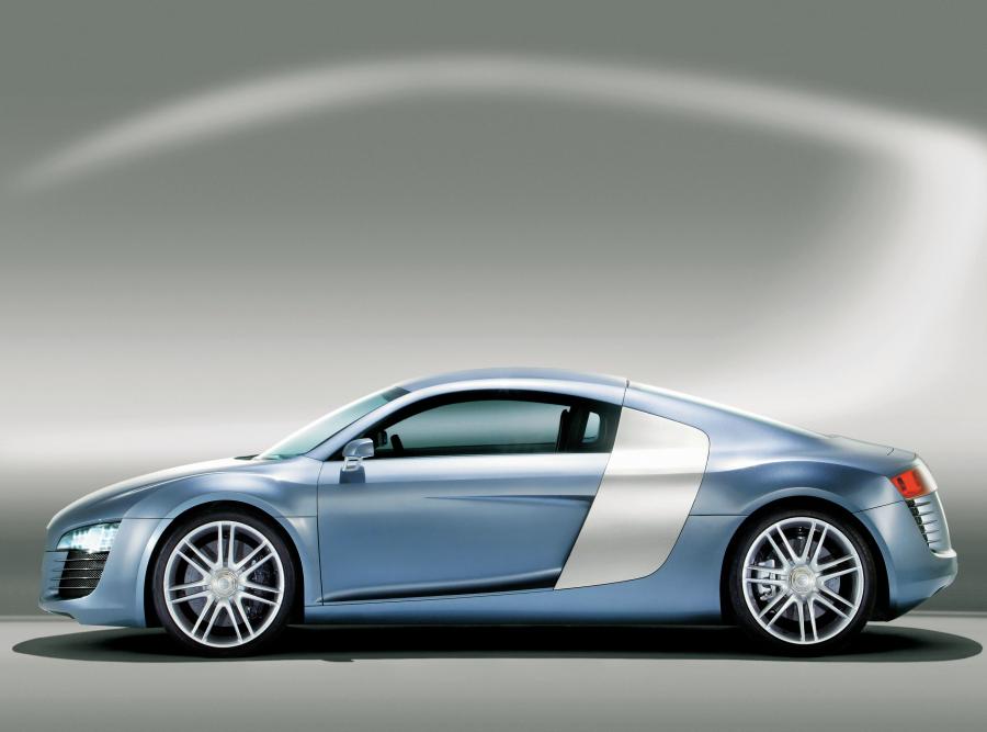  Audi R8 Le Mans Quattro Concept 2003 года  (фото 4 из 42)